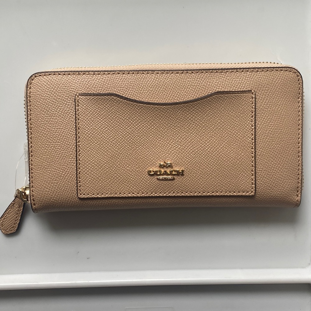 Coach womens long zip around wallet: NEW